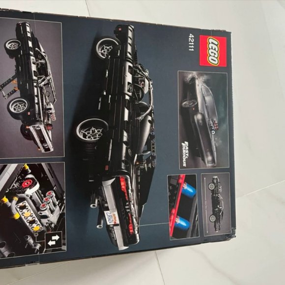 lego - Picture 2 of 3